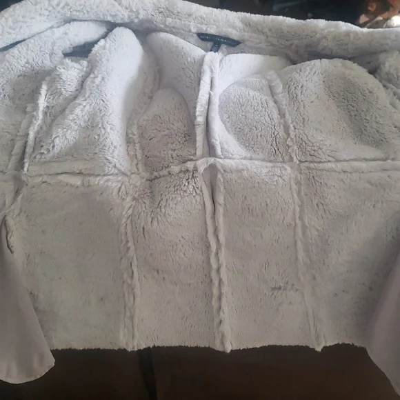 Fabulous Faux Fur - Picture 10 of 12